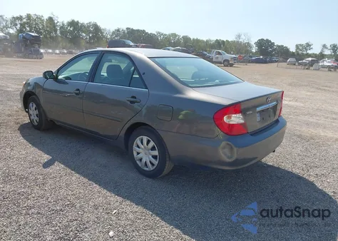 2002 Toyota Camry Le from USA, damaged, VIN 4T1BE32K72U520505